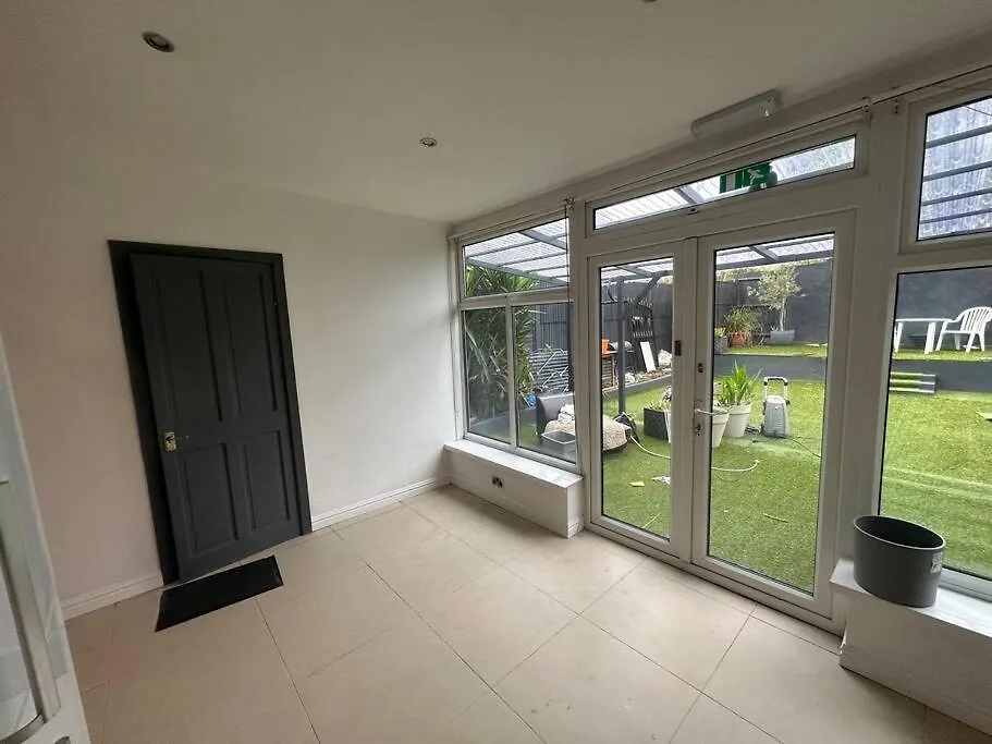 5 Bedroom House Se6 London